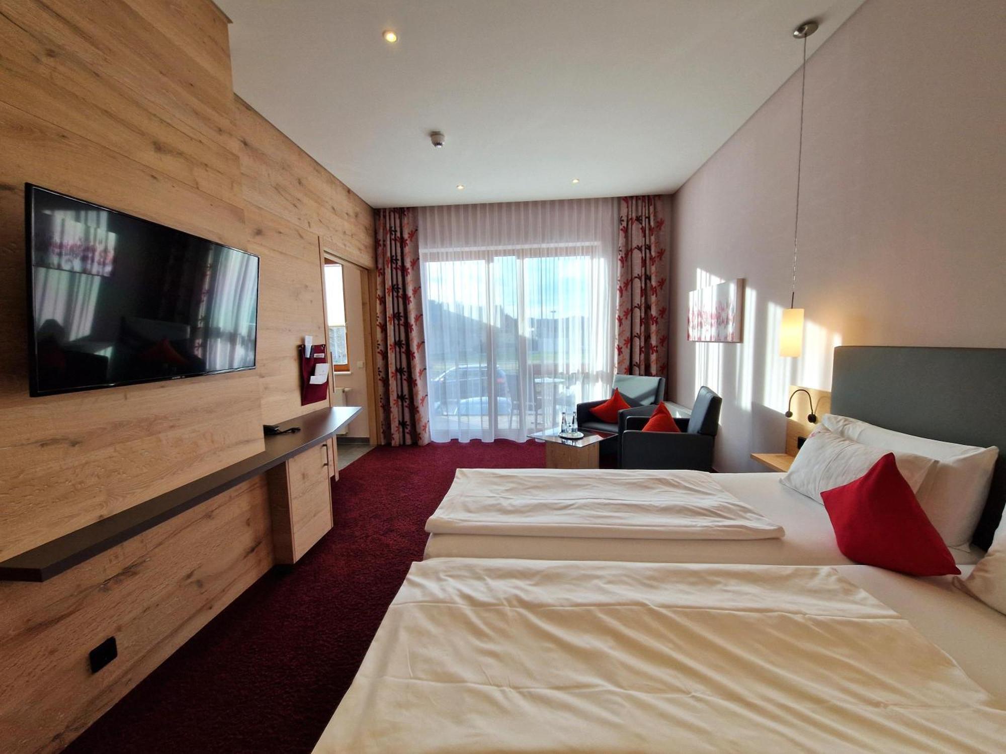 Mosers Blume Relax & Genuss Hotel 하슬라흐임킨지크탈 외부 사진